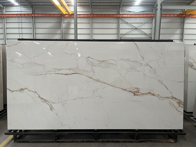 Piedra sinterizada de oro de marfil